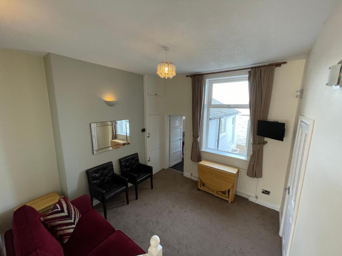 45 The Square Holiday Apartments Scarborough Eksteriør bilde