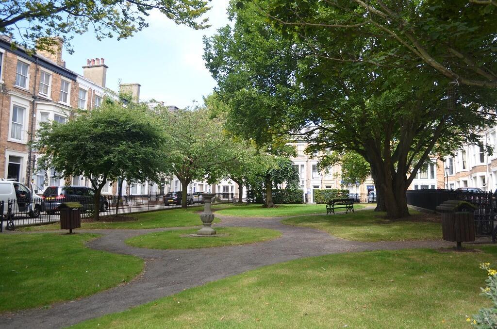 45 The Square Holiday Apartments Scarborough Eksteriør bilde